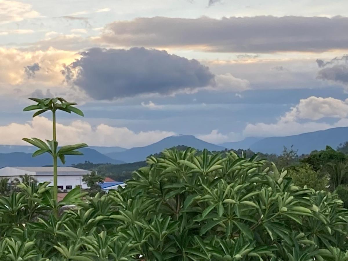 Moocoworking Hotel Loei Exterior photo